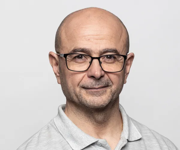 <img alt="" src="https://www.lcdinvent.bolt.se/media/pages/kontakt/69d5d3bded-1717588397/zoltan-02.jpg">